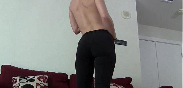  These tight yoga pants make my ass look amazing JOI